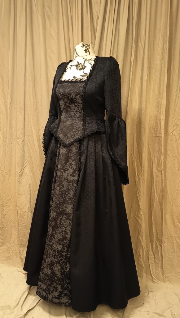 Barock-Kleid