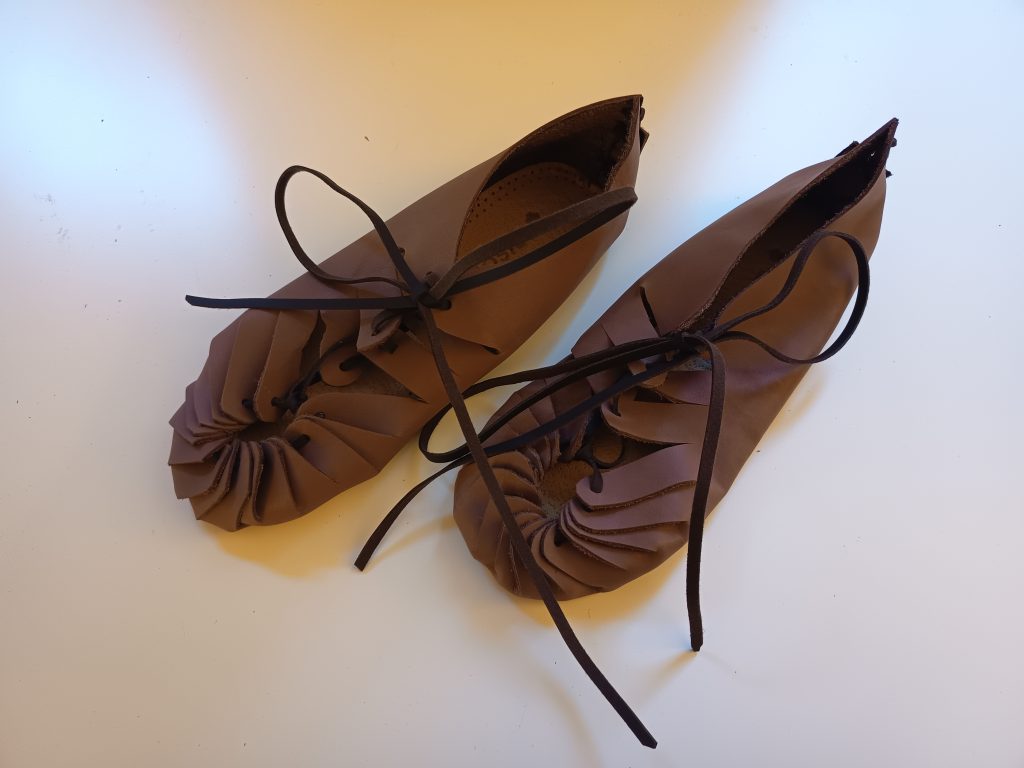 Bundschuhe 40 braun