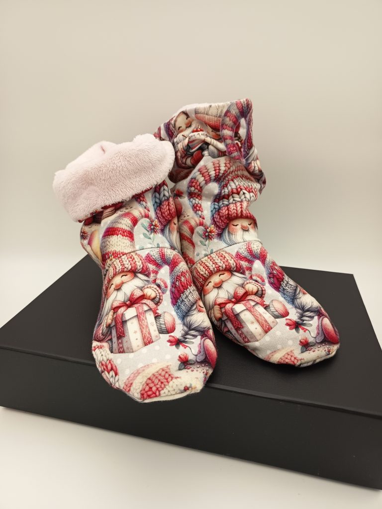 Kuschelsocken Rosa Wichtel